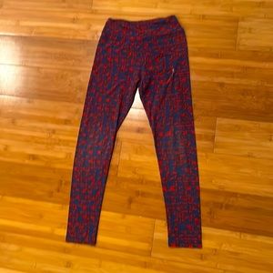 Red And Blue Triangles Design Lularoe Leggings